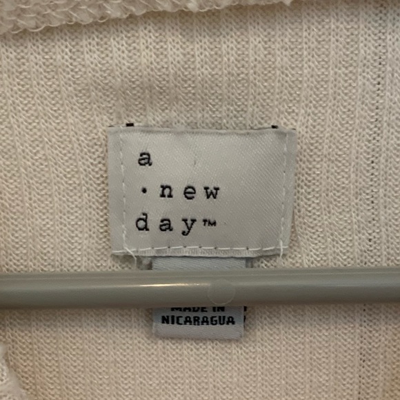 The best oversized sweater!!! - Picture 2 of 2